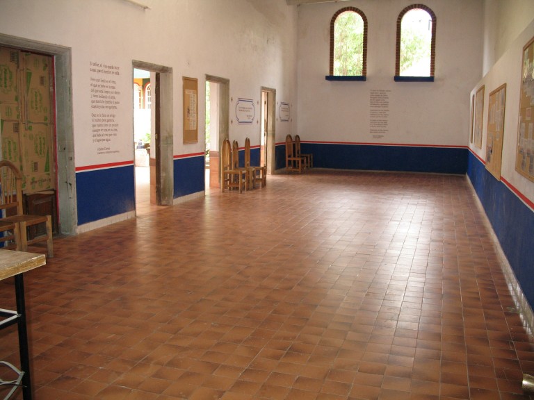 slideshow image